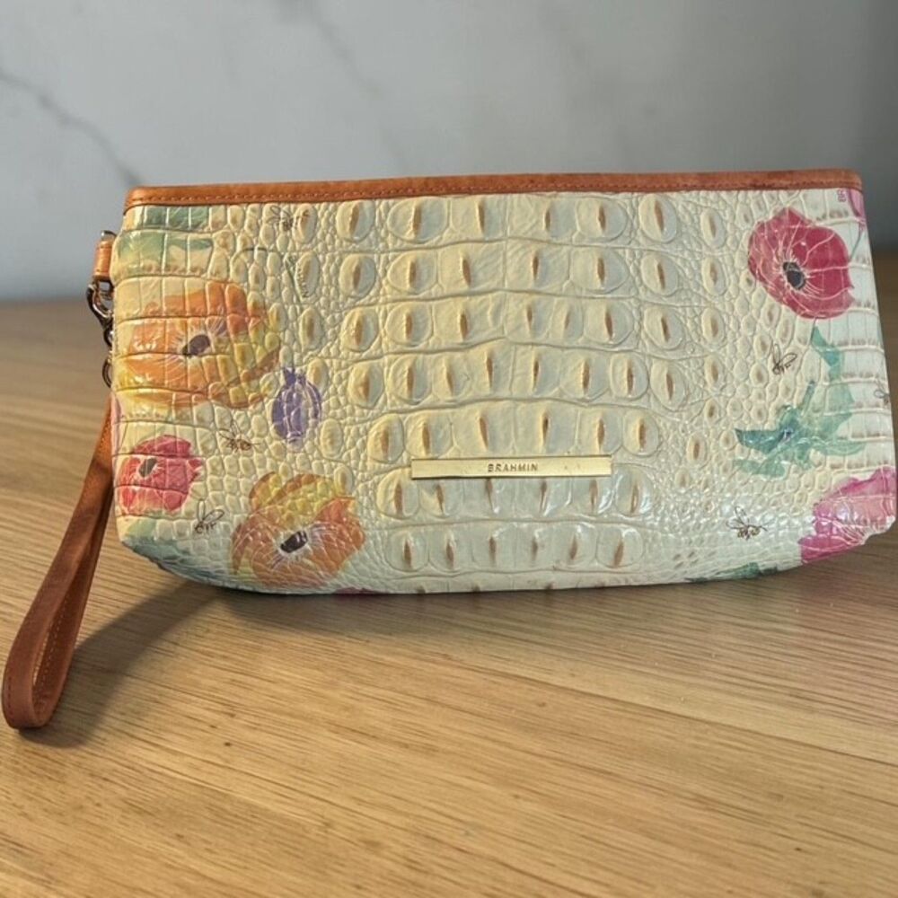 Brahmin Cream Rare Kayla Croco Floral Wristlet Clutch NWOT